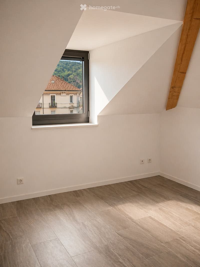 ATTICO MANSARDATO 3.5 LOCALI CON COMFORT MODERNI |BELLINZONA (4)