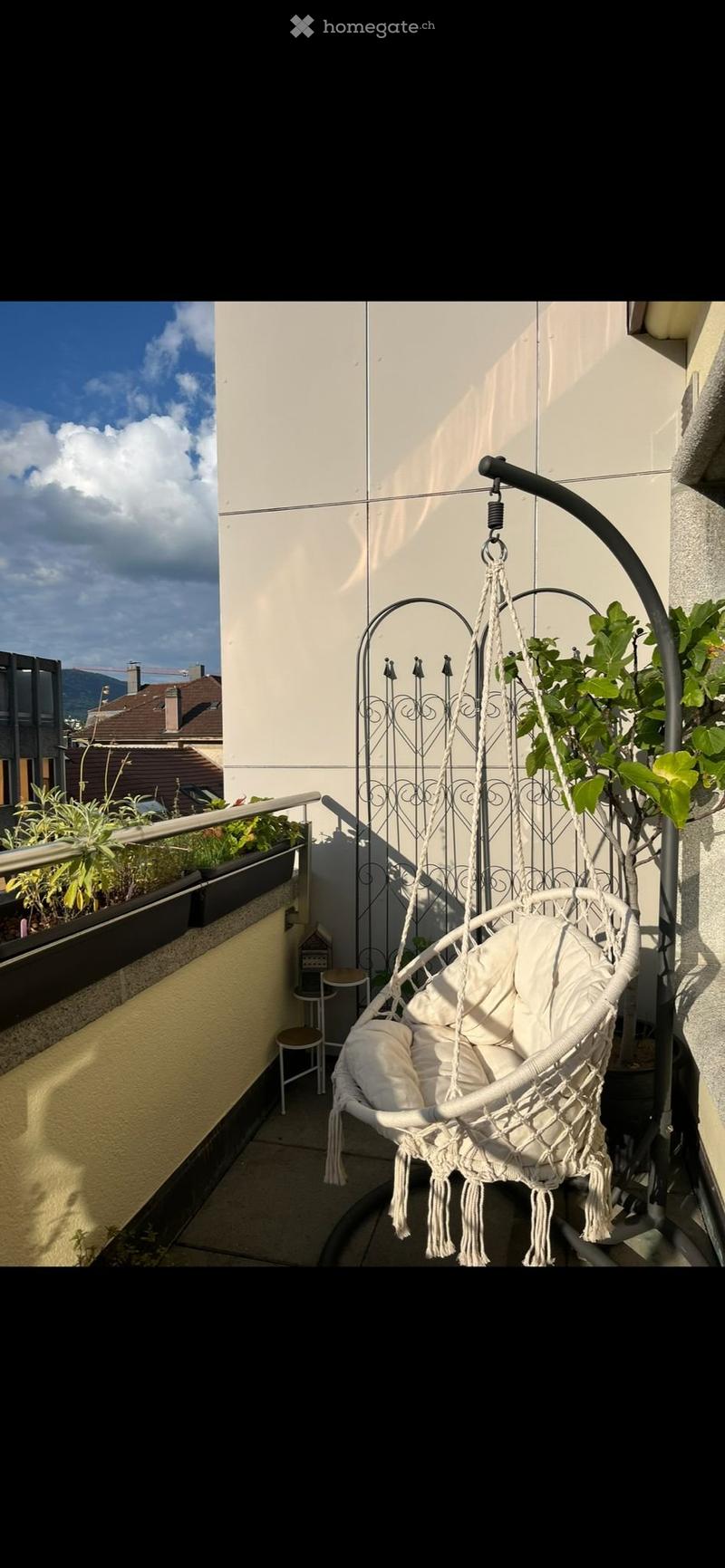 Top gelegene, helle 3-Zi.-Wohnung mit Balkon und Terrasse (4)