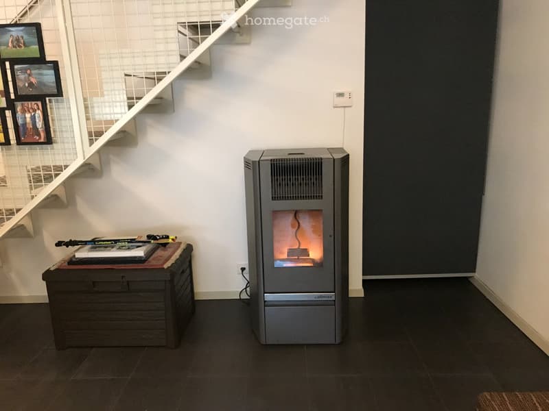Pura vendesi casa di recente costruzione (2)