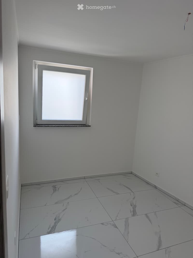 Affittasi 2.5 locali a Pregassona (4)
