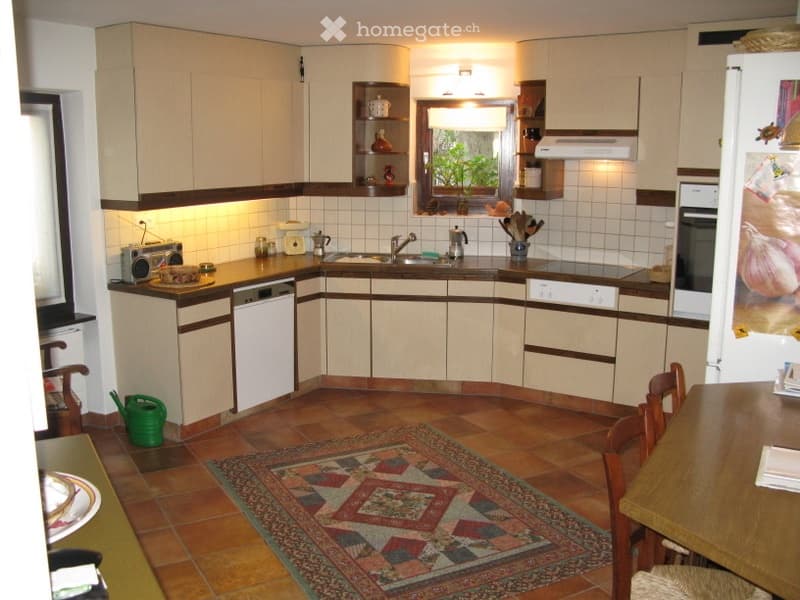 Bellissima casa di nucleo (1)