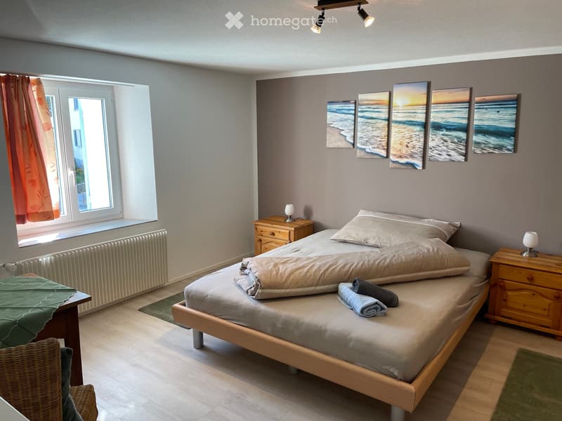 Gemütliche Zimmer für Ferien oder Arbeit in Graubünden (1)