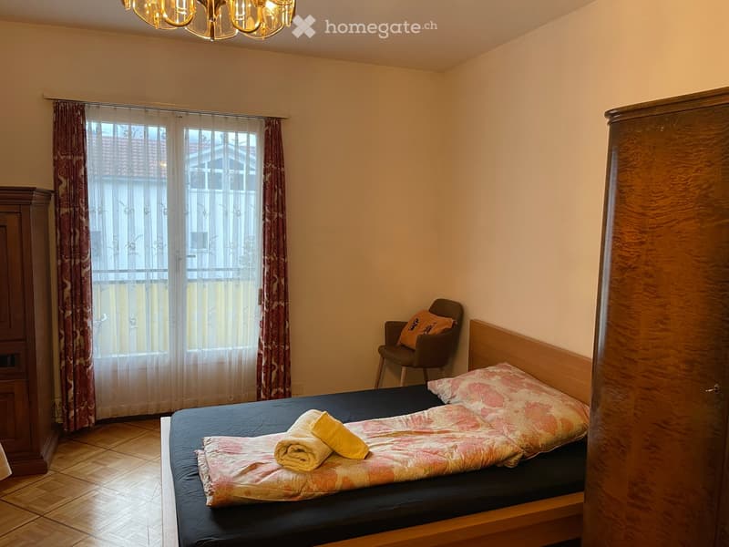 Gemütliche Zimmer für Ferien oder Arbeit in Graubünden (4)