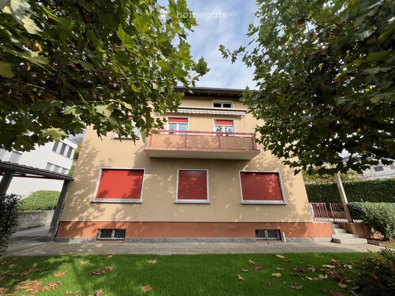 Appartamento 4.5 locali in casa bifamiliare con giardino (2)