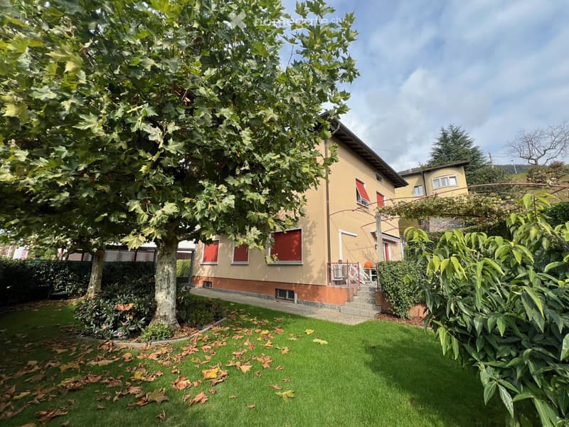 Appartamento 4.5 locali in casa bifamiliare con giardino (1)
