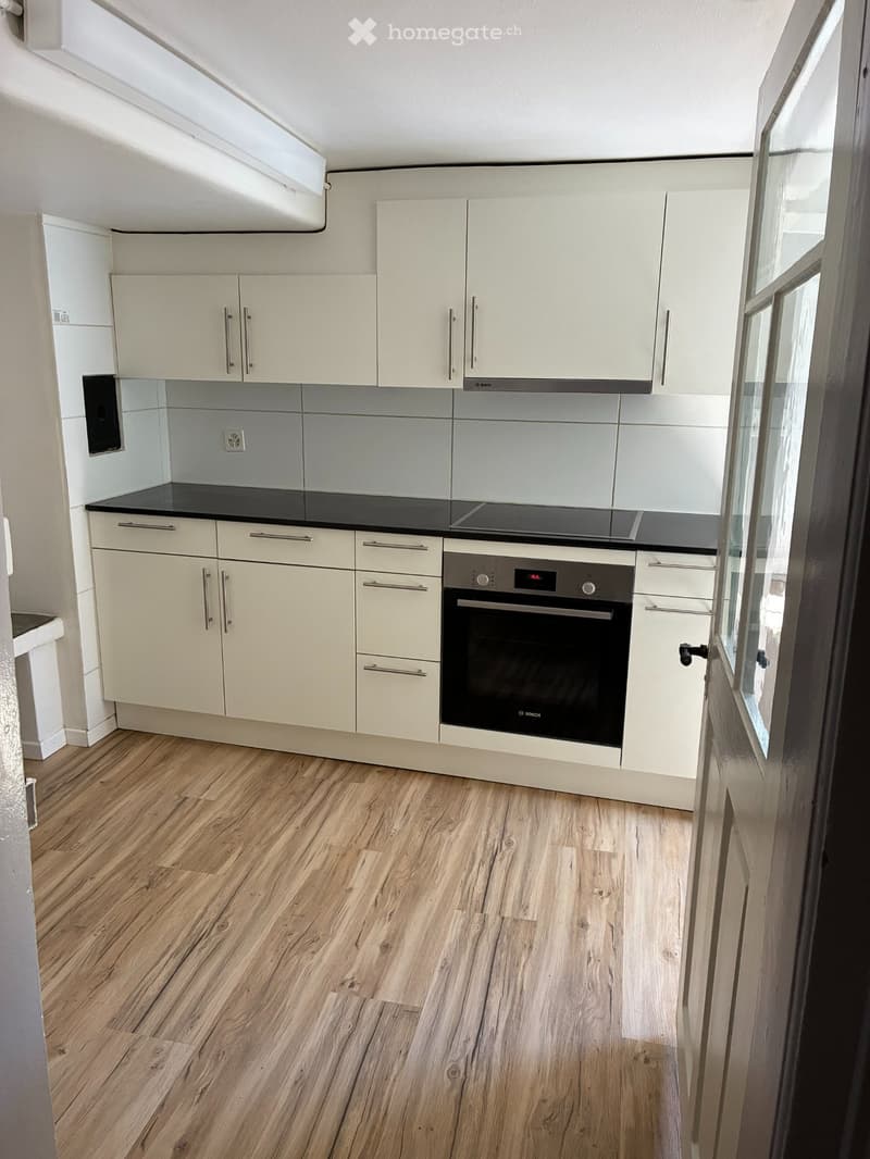 Im Zentrum von Herisau Altbaucharme mit Garten, 5-Zimmer (3)