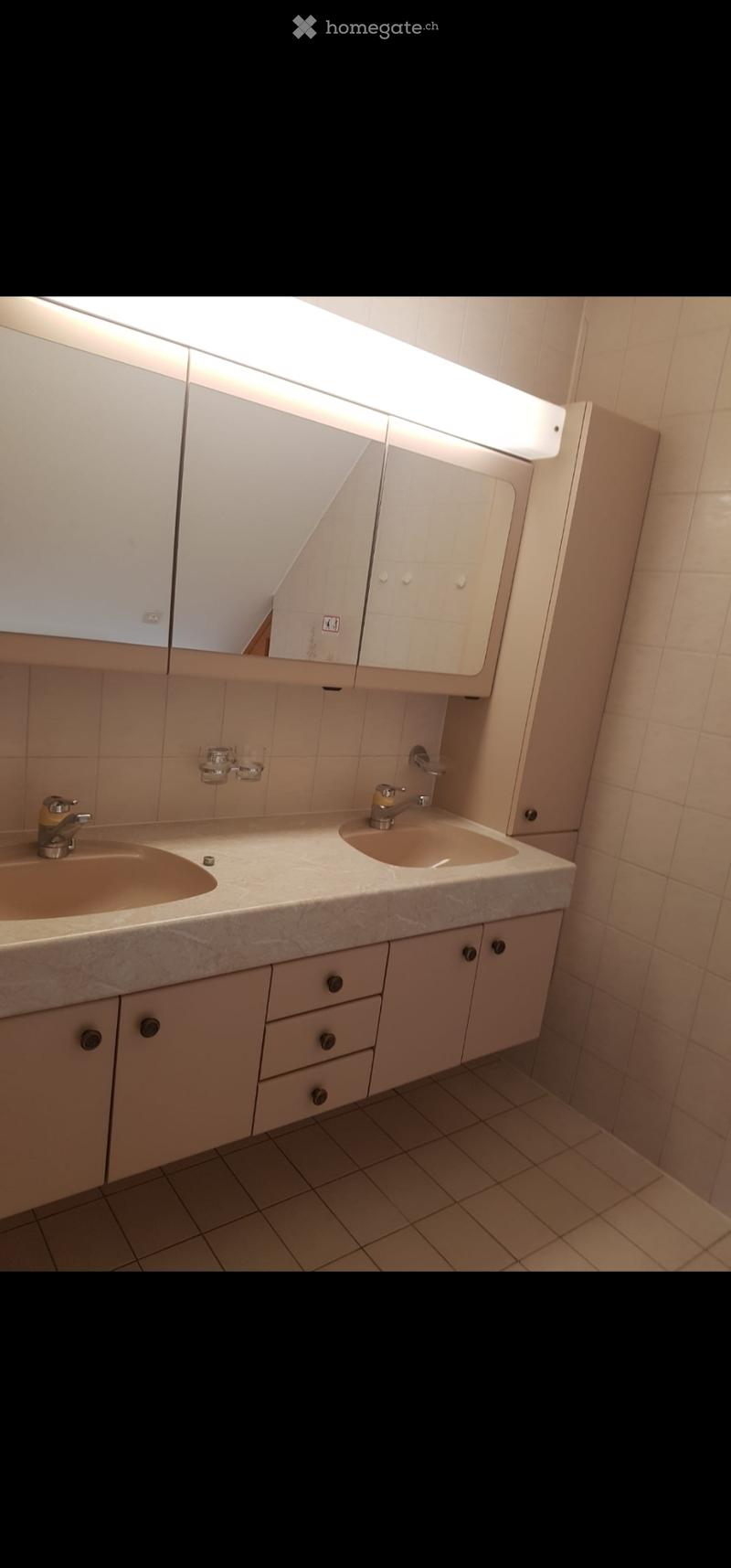 2.5 Zimmer Wohnung Brüttelen (11)