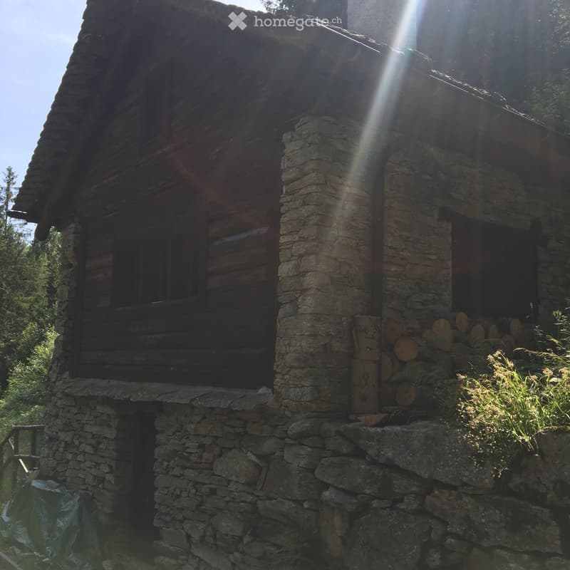 Rustico in valle di Blenio 1200m (3)