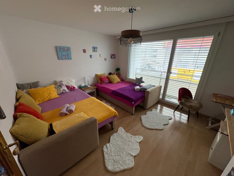 Helle 3.5 Zi Wohnung mit 3 Balkonen in Emmetten (5)