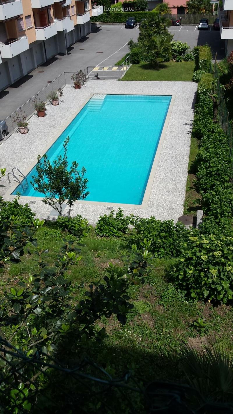 Monolocale arredato con piscina (1)
