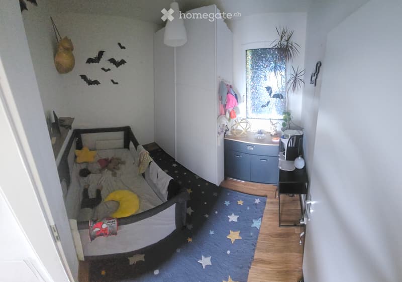 3.5 locali luminosissimo con piscina, 2 bagni, 2 posti auto (4)
