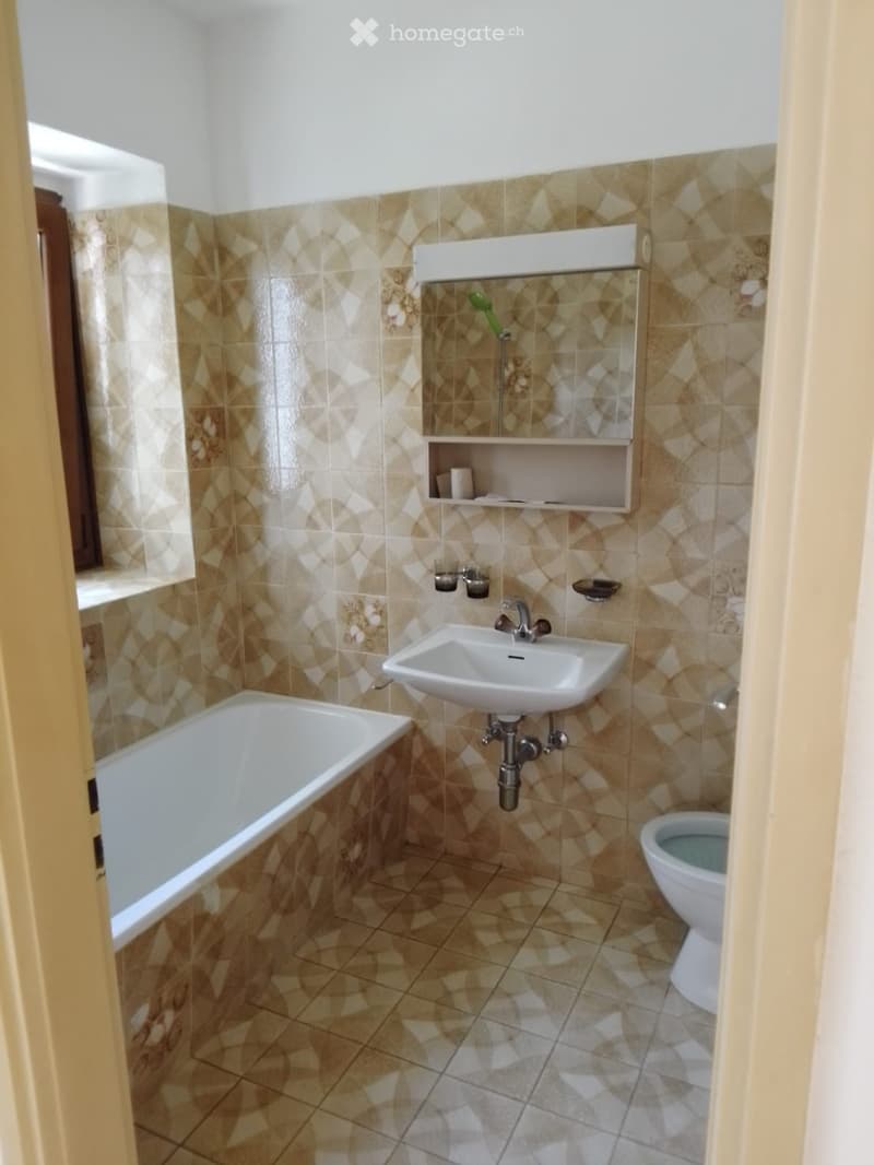 Affittasi luminoso appartamento 3 locali a Vezio (4)