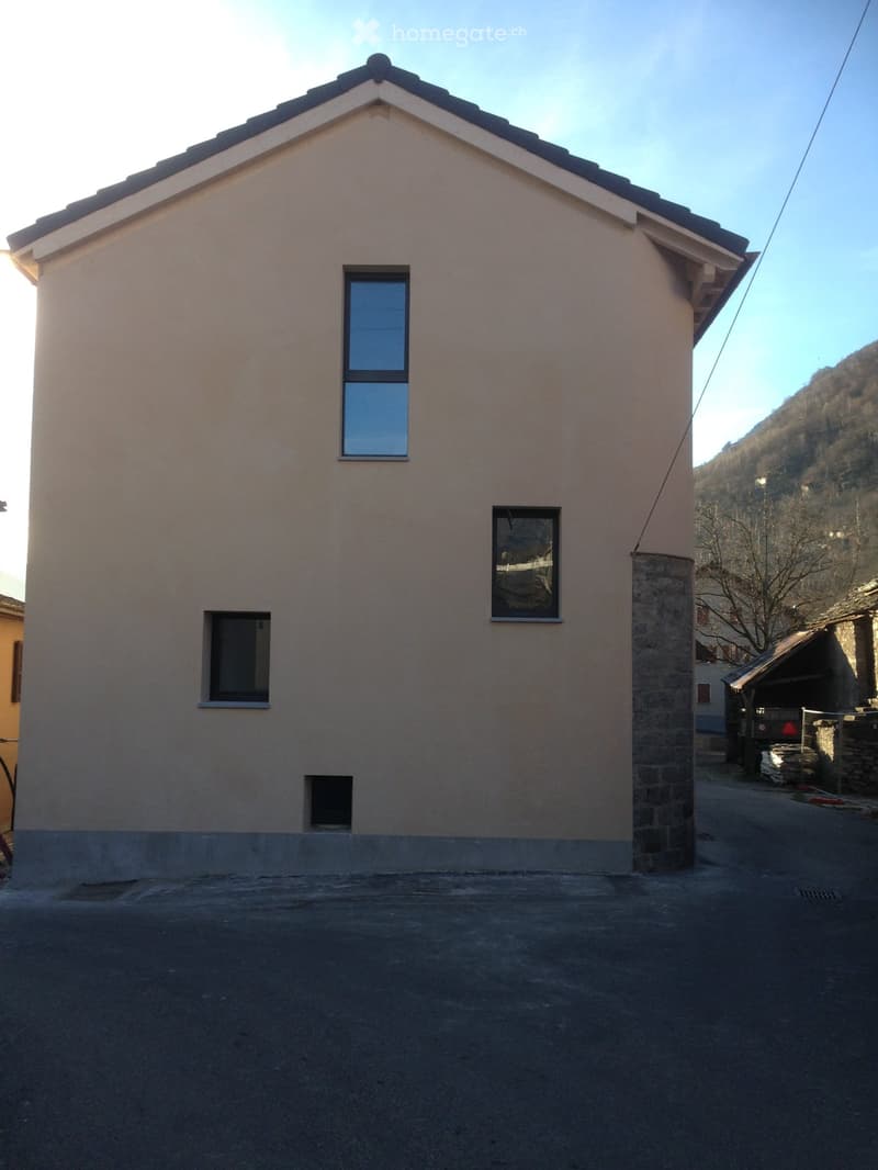 IRAGNA AFFITTASI CASETTA UNIFAMIGLIARE (1)