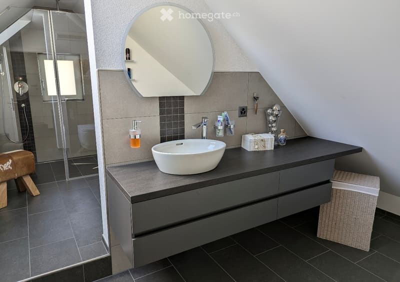 Freistehendes 6½ EFH mit Pool & nachhaltiger Technik (3)