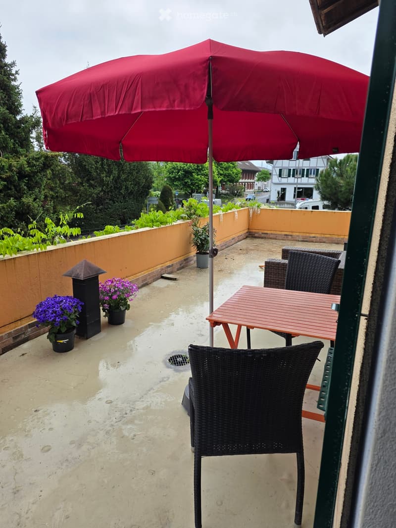 Zimmer mit Balkon (2)