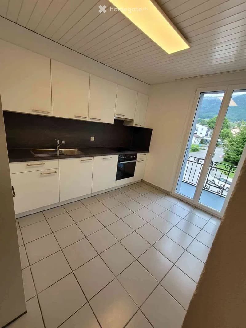 3-Zimmerwohnung mit Balkon und Waschturm an zentraler Lage (2)