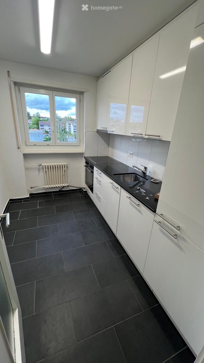 3-zimmer beim Einkaufzentrum Glatt Wallisellen ab sofort (1)
