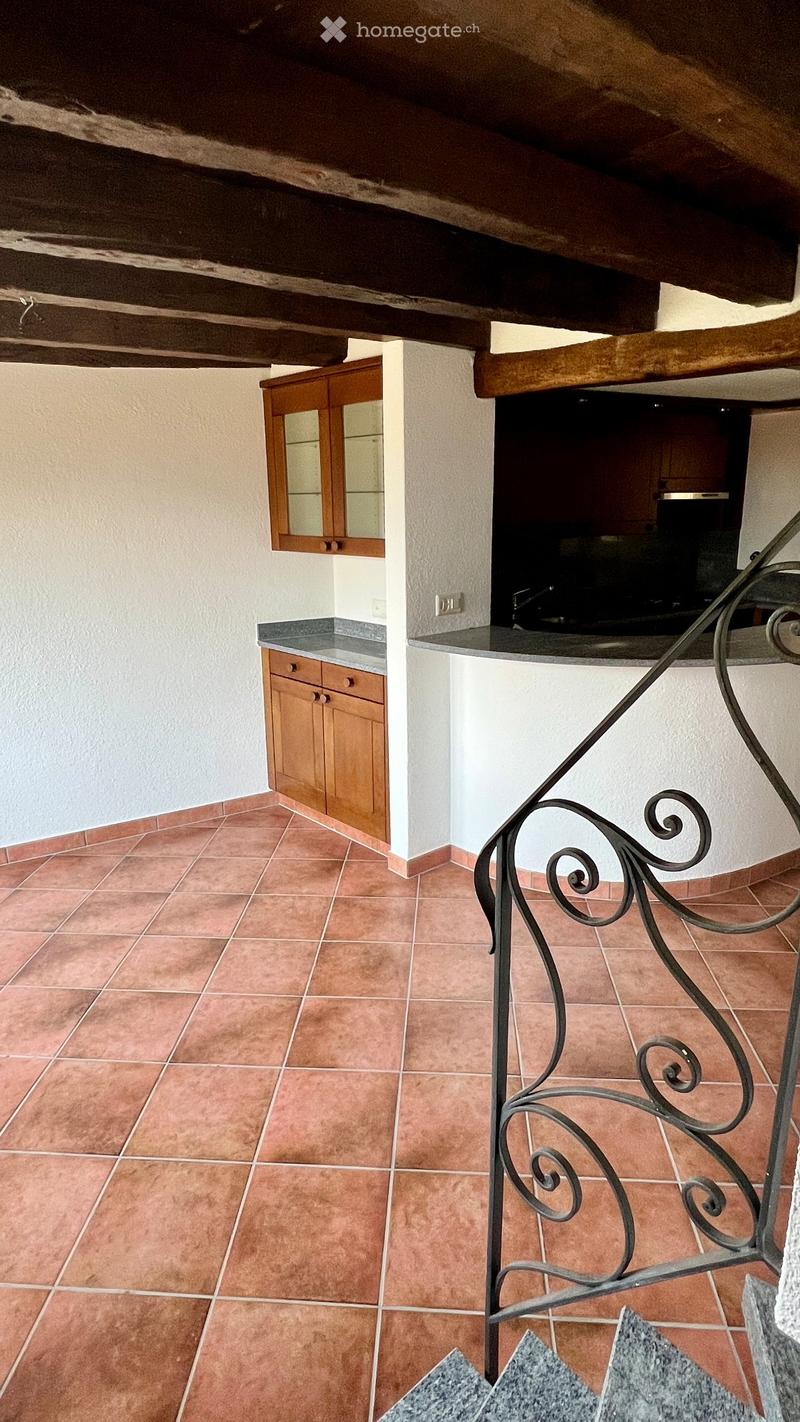 Caratteristica casa nel nucleo 5 locali ad Albonago (13)