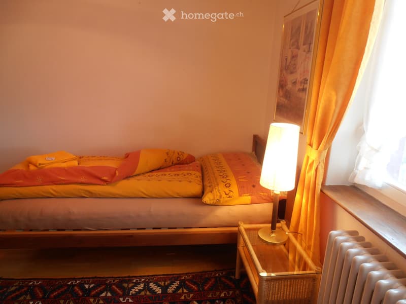 schönes einfaches möbl. Zimmer, (2)