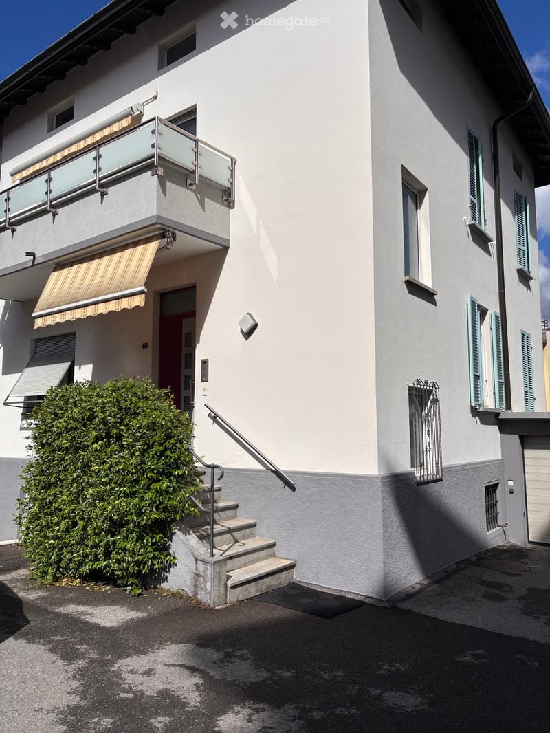 CASA TRIFAMILIARE (5)