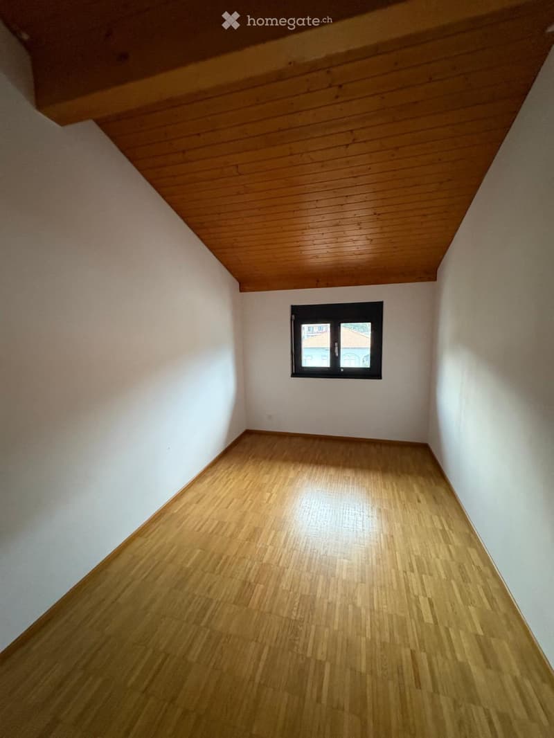 Affittiamo appartamento piano attico (3)
