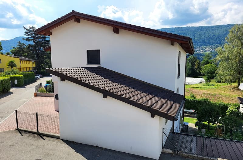 Villa, composta da 3ppp, 12 locali, garage e accessori (10)