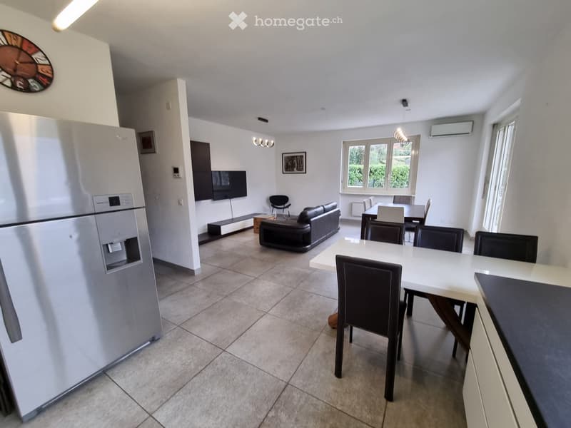 Villa, composta da 3ppp, 12 locali, garage e accessori (11)