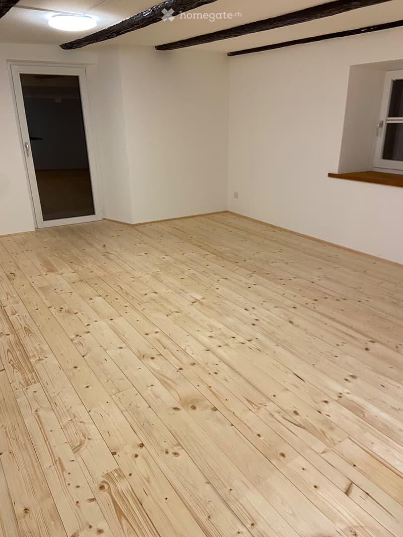 Schöne 3.5 Zimmer Altbau Wohnung zu vermieten ab 01.09.2026 (2)