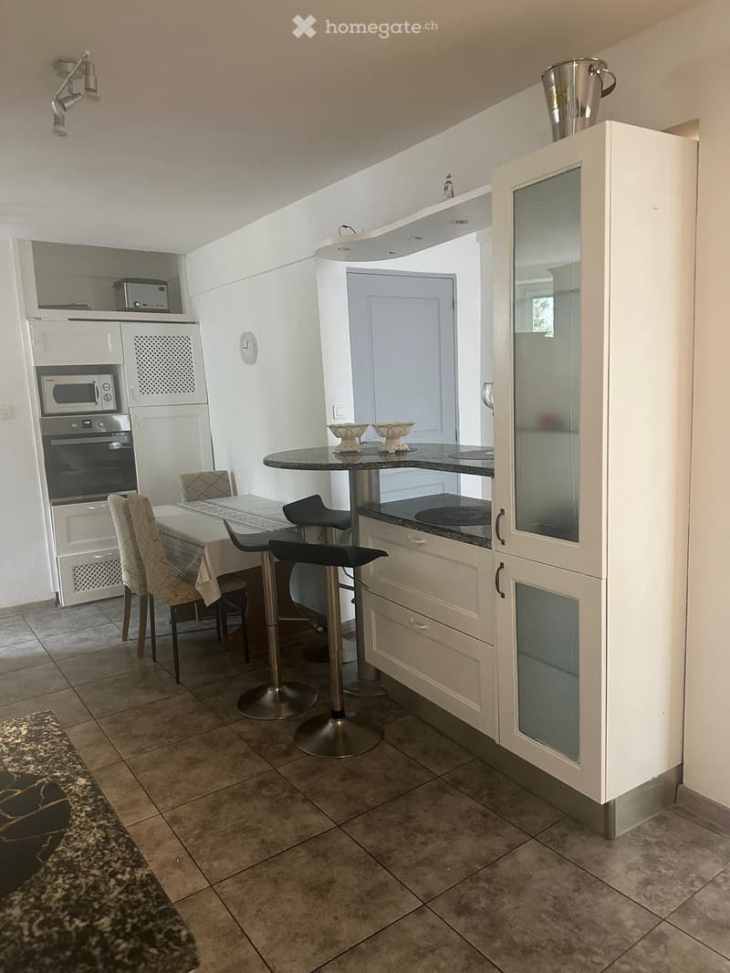 Recherche de repreneur  Appartement 4.5 pièces, 2ème étage (2)