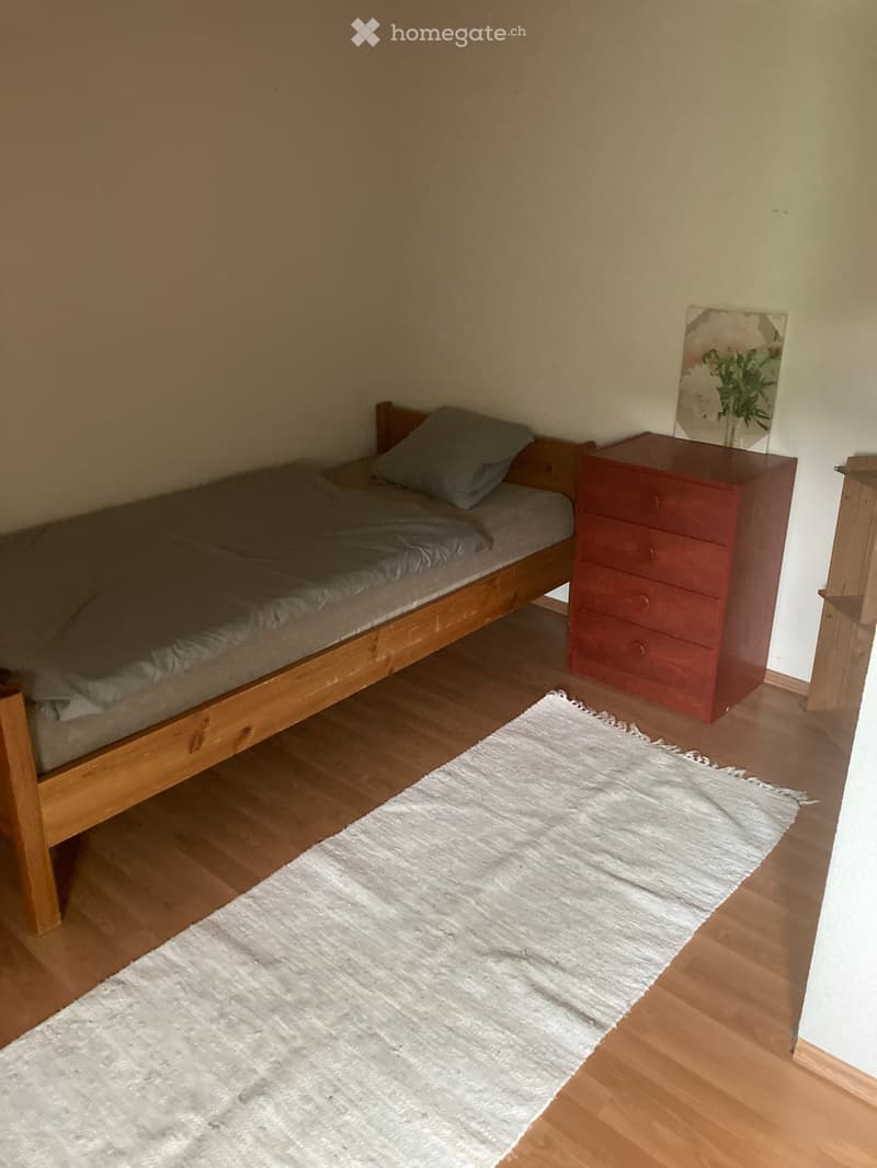 Möbliertes Zimmer zu vermieten im Kanton Schaffhausen (2)