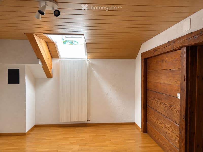 5.5Zi Maisonette Wohnung mit viel Geschichte (5)