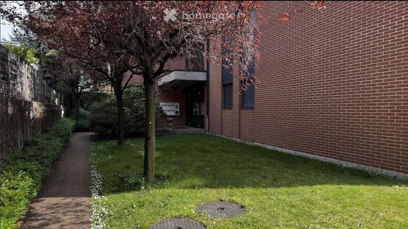 SEMENTINA - VENDESI AMPIO 4.5 LOC. CON 4 POSTEGGI INCLUSI (12)