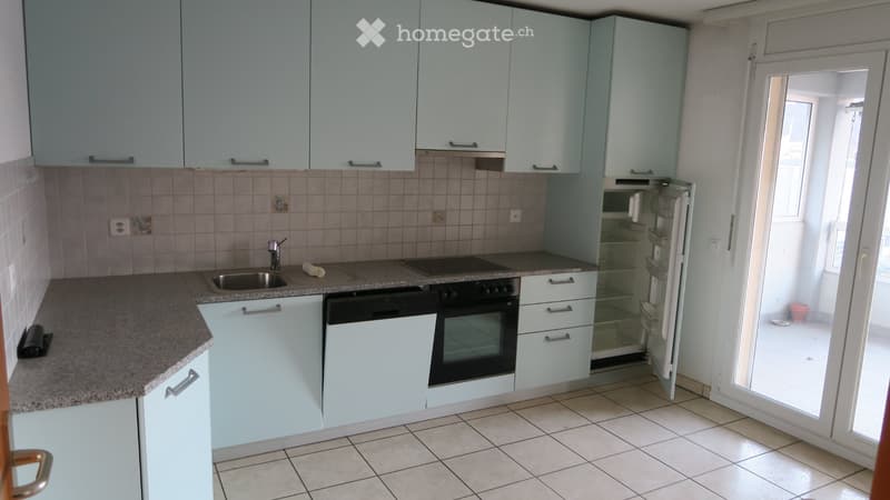 AMPIO APPARTAMENTO DI 4.5 LOCALI CON TERRAZZA A CADENAZZO (2)