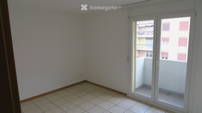 AMPIO APPARTAMENTO DI 4.5 LOCALI CON TERRAZZA A CADENAZZO (3)