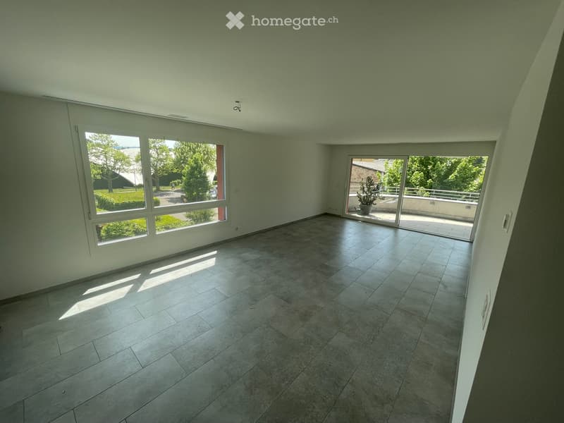 Helle 4.5-Zimmer-Wohnung mit Balkon in Allschwil (2)