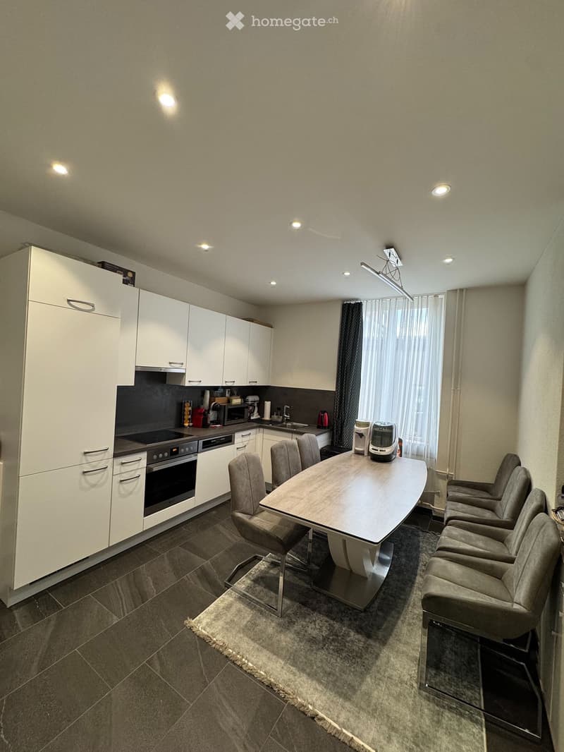 Moderne, grosszügige 3.5-Zimmer Altbauwohnung (1)
