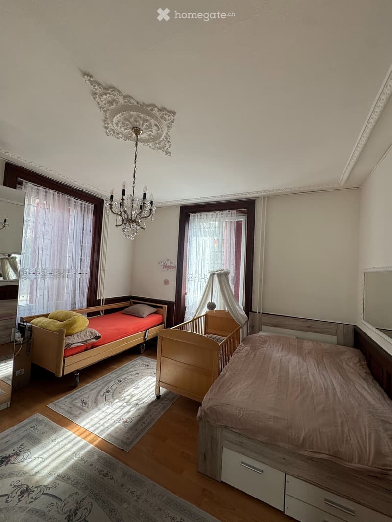 Moderne, grosszügige 3.5-Zimmer Altbauwohnung (4)
