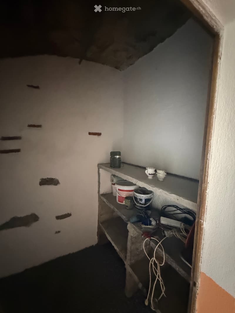 Cantina vini in vendita a Capolago vista lago (3)