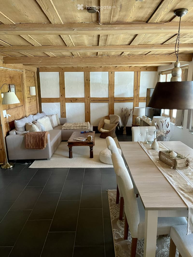 Charmante 4.5-Zimmer-Wohnung mit Galerie im Bucheggberg (2)