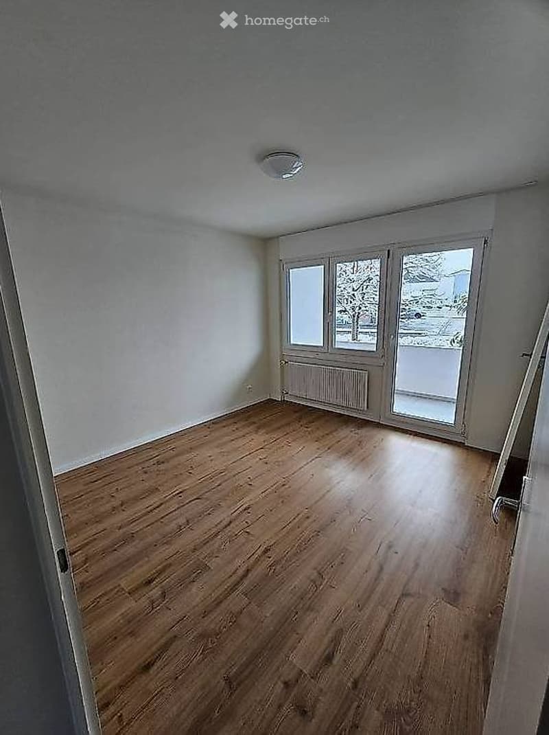 Wohnung in Steffisburg 3.5 & 4.5 Neu renoviert zu vermieten (2)