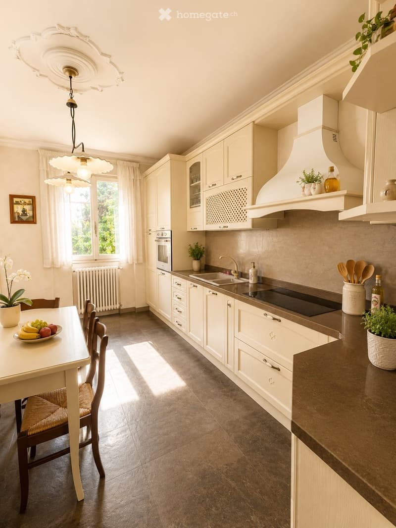 VENDESI VILLA DA 330 MQ CON GIARDINO PRIVATO DA 1550 MQ (4)