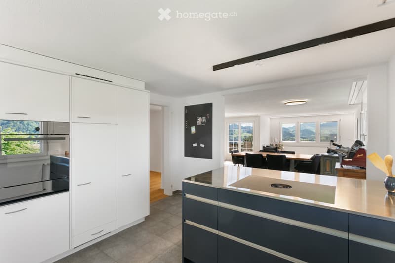 Neuwertig renovierte 4.5 Zi.-Wohnung im Grünen&top Aussicht (4)