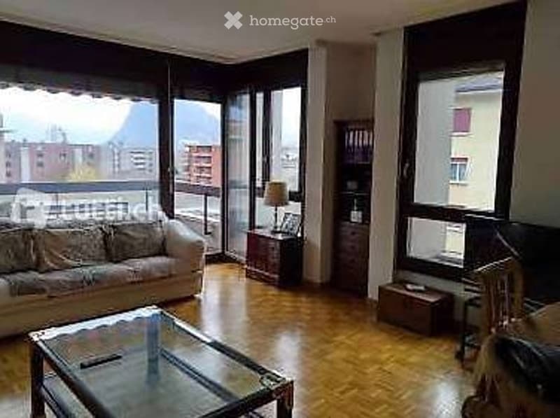 Lugano, vicinanze USI, privato affitta monolocale arredato (2)
