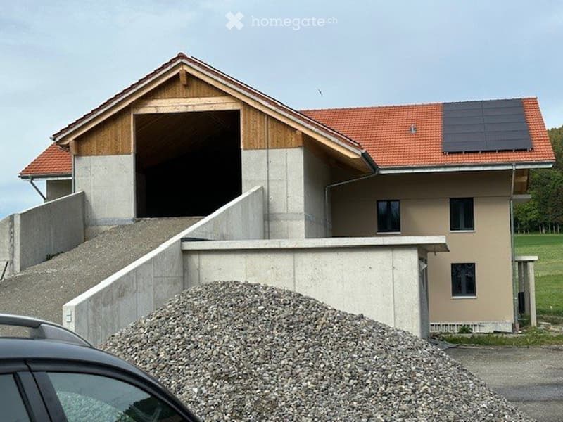 Neues Einfamilienhaus mit ganz viel Platz an Alleinlage (2)