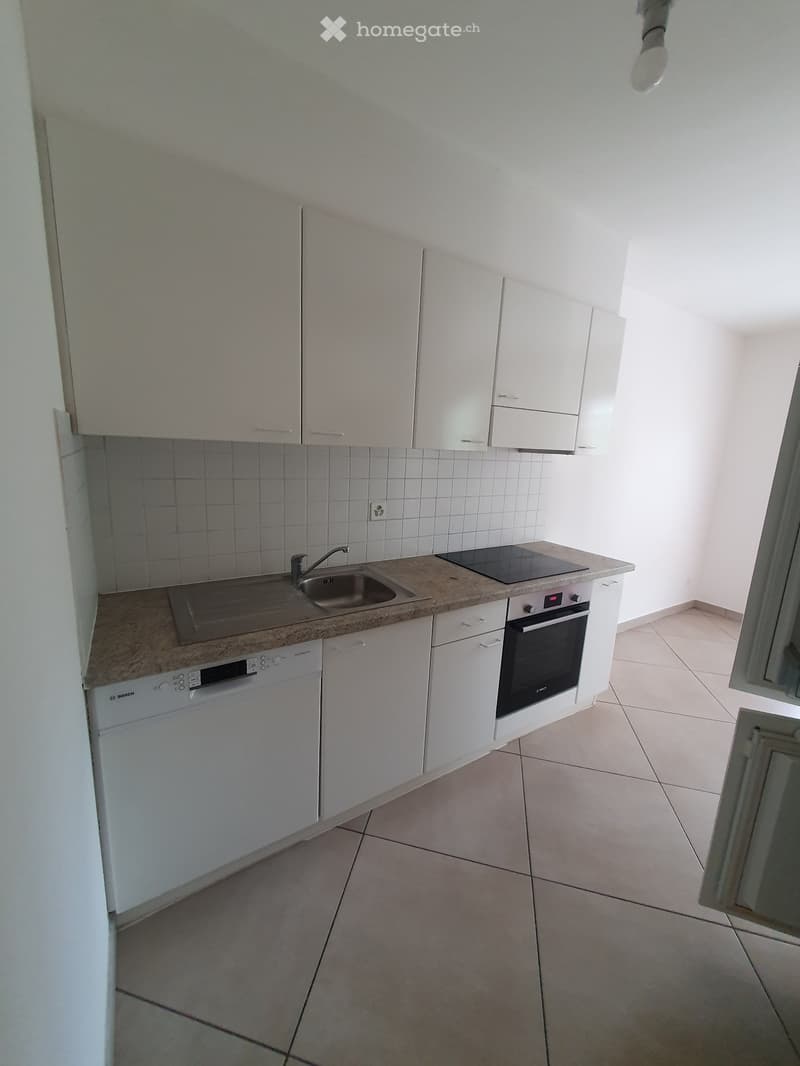 Affitto a Chiasso Pedrinate 3.5 locali libero subito (2)