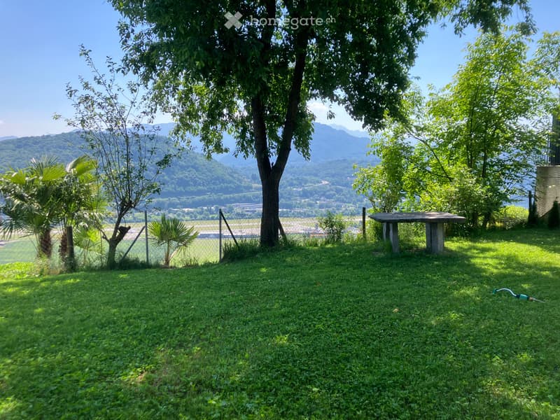 casetta indipendente nel verde (5)