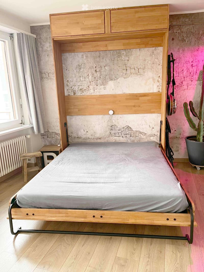 Charmantes 1,5-Zimmer-Studio  / Grazioso studio (4)
