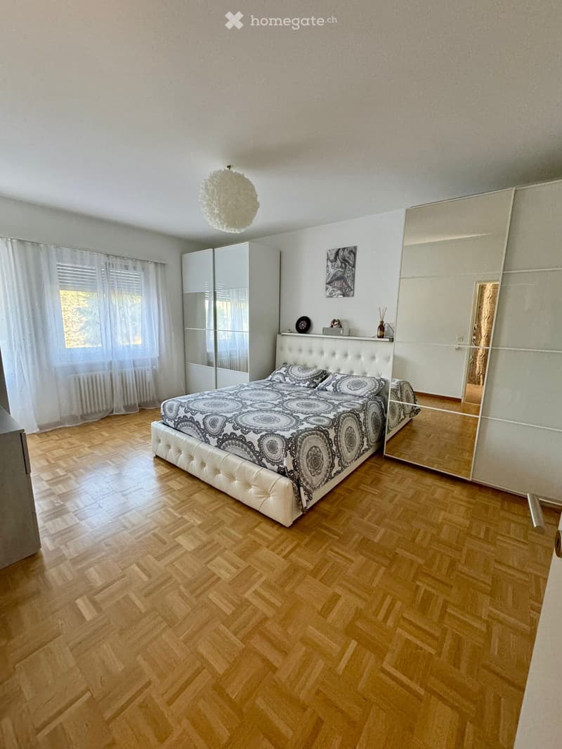 AMPIO 4.5 LOCALI CON PISCINA CONDOMINIALE E TERRAZZO (2)