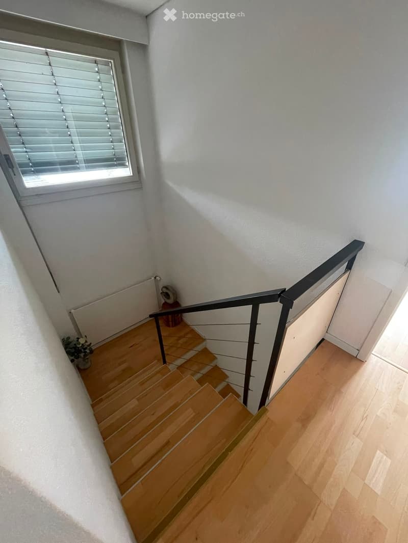 Grosses Haus mit drei Bädern, auch gut für Wohngemeinschaft (4)