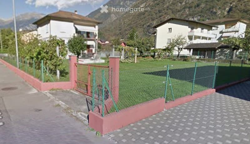 Biasca, vendesi Fondo: Casa Bifamiliare + Ampio Terreno (3)